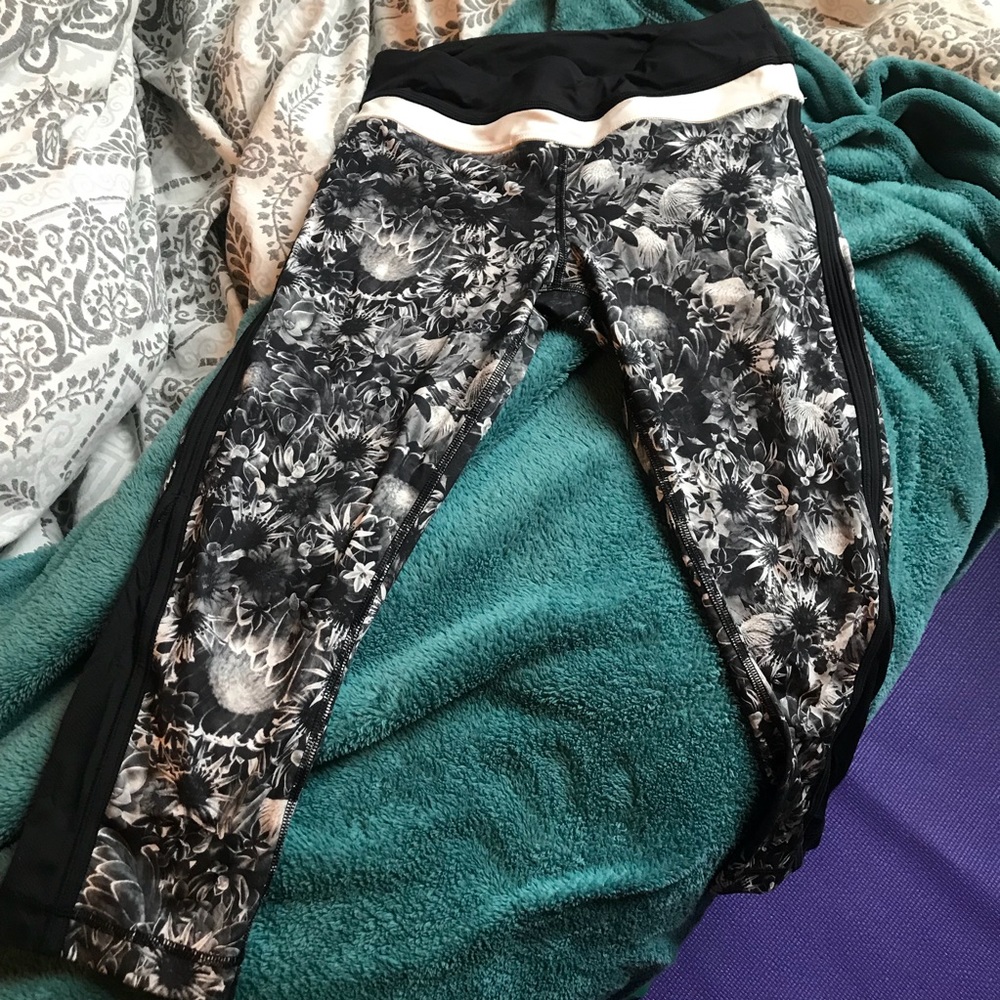 Lulu lemon active capri leggings